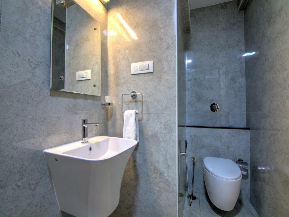 Sunshine Suites Bangalore Exterior foto